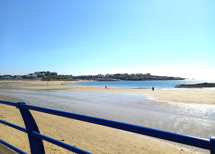 Luxury 4 Bed, 3 Bathroom, Pet Friendly Villa, Sleeps 8, With Hot Tub In Trearddur Bay